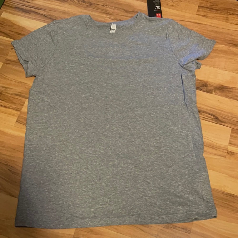 Brand New Under Armour T-shirt